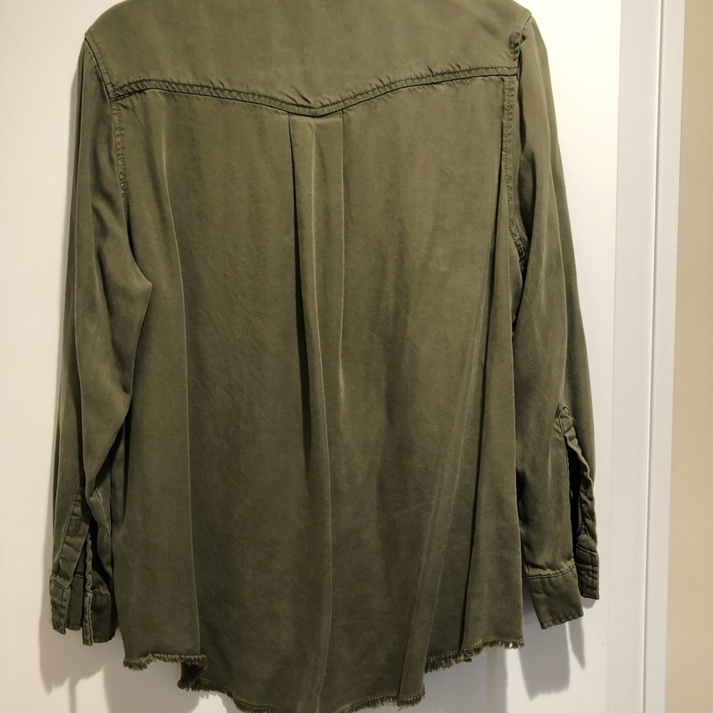 Sundance Catalog Army Green Soft Button-Up Shirt Size Large - Picture 7 of 8